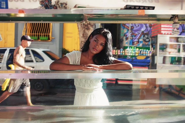 mujer de Brasil fotografiada por Mihaela Noroc