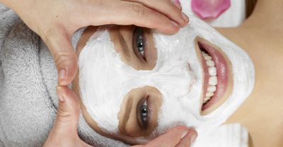 ¡No te olvides de tu cara! Esta es la importancia de hacerte una exfoliación facial