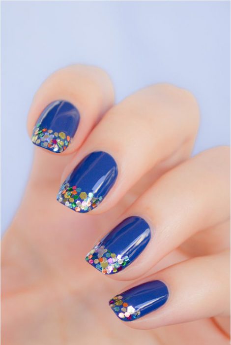 Uñas azules (18)