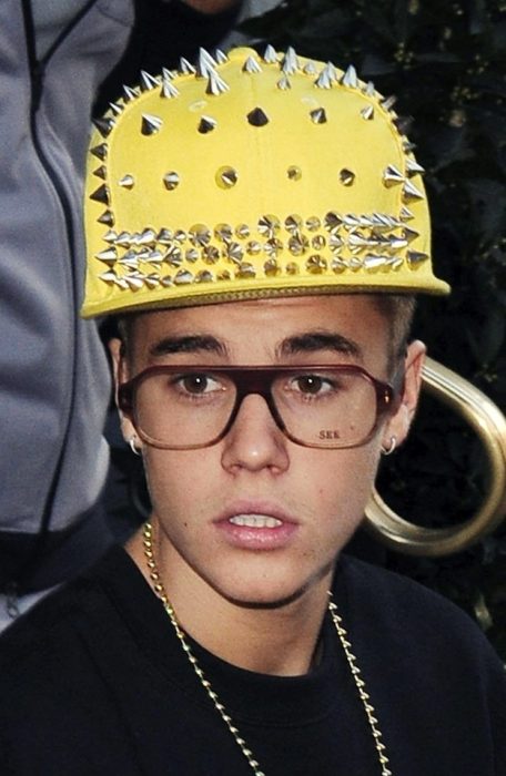 gorras horribles justin bieber