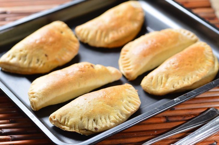 empanadas de atún