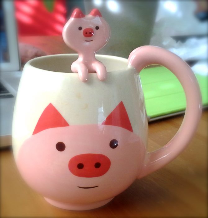 taza de cerámica forma de cerdito