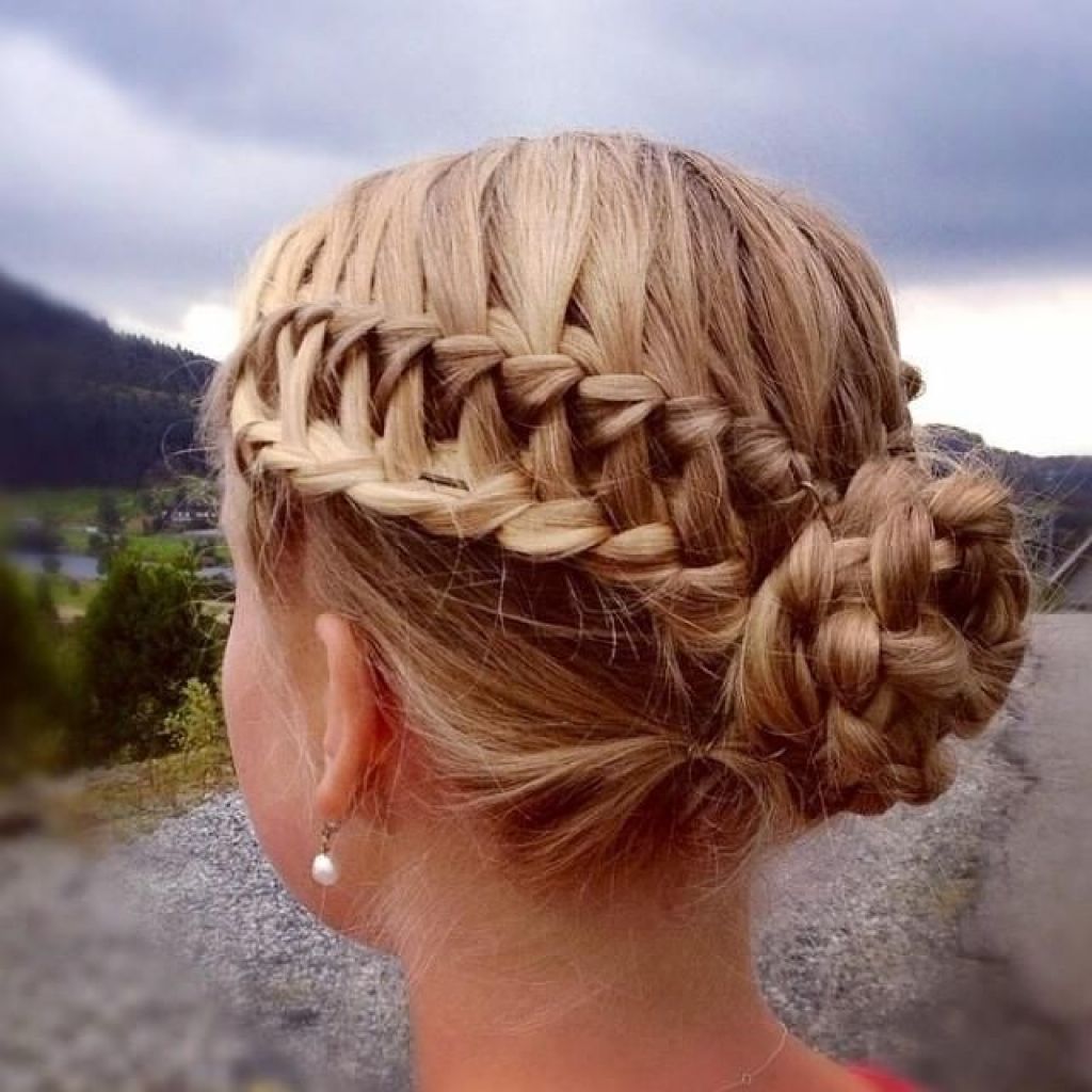 20 ideas de bellos peinados para mujeres y niñas faciles