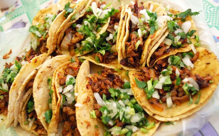 Tacos al pastor 