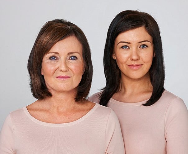 Madre e hija idénticas (2)