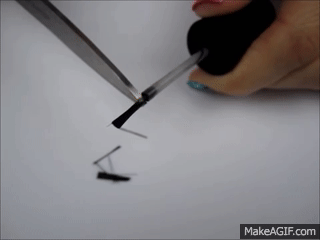 como hacer un pincel delgado para lineas diseño manicura gif 