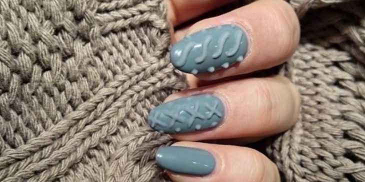 uñas estilo sweater tejido de punto uñas gris 