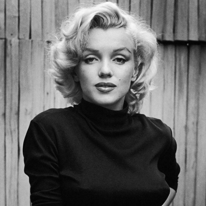Marilyn Monroe de negro