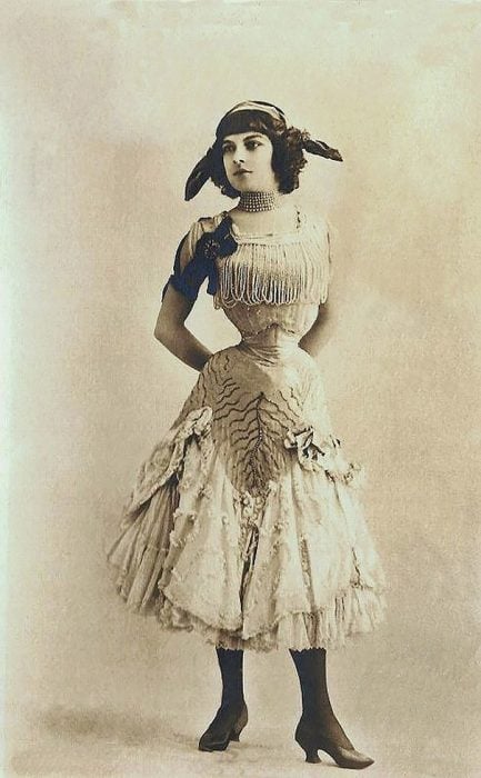 fotografía antigua de mujer gitana