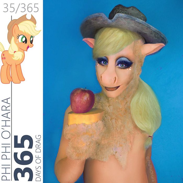 Drag Queen vestida como Applejack de my little pony