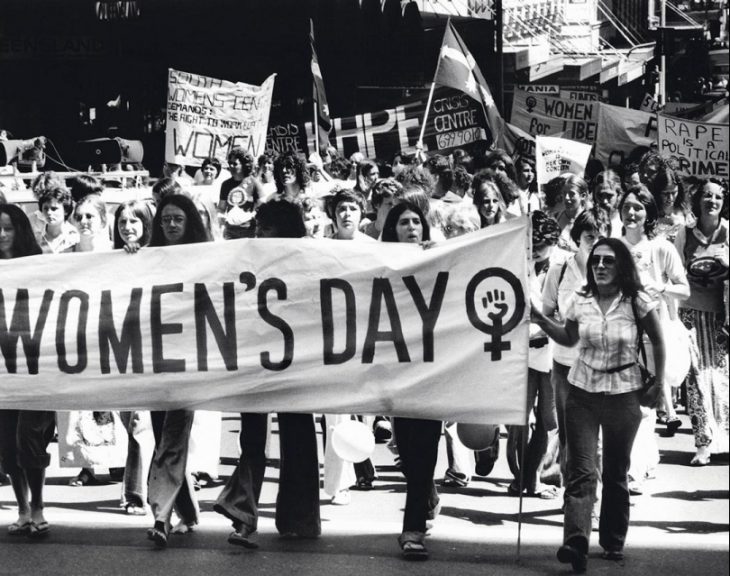 Mujeres protestando el día de la mujer 