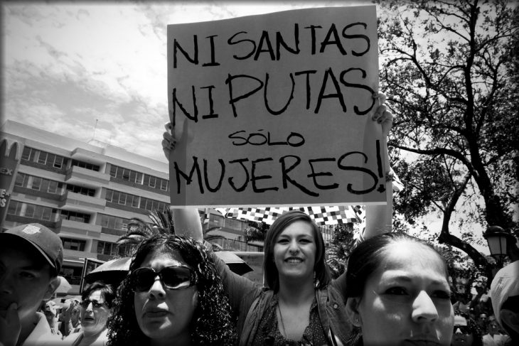 Mujeres en protesta por igualdad 