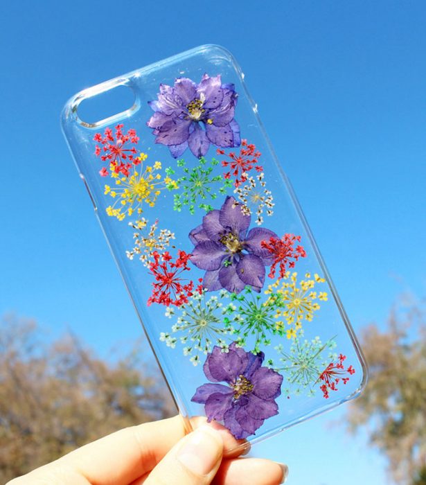 Funda para el celular de flores