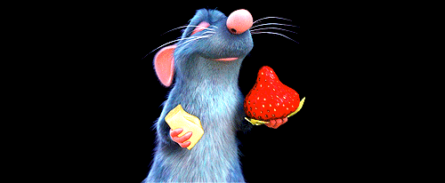 Escena de la película ratatouille. Remi olisqueando una fresa 