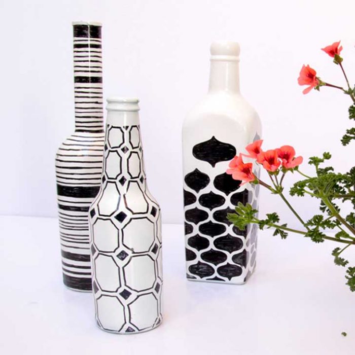 decorar botellas para decoracion con sharpie 