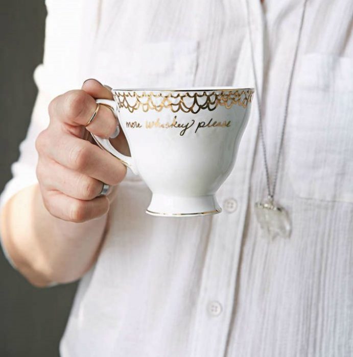 una taza personalizada femenina whisky regalo mejor amiga