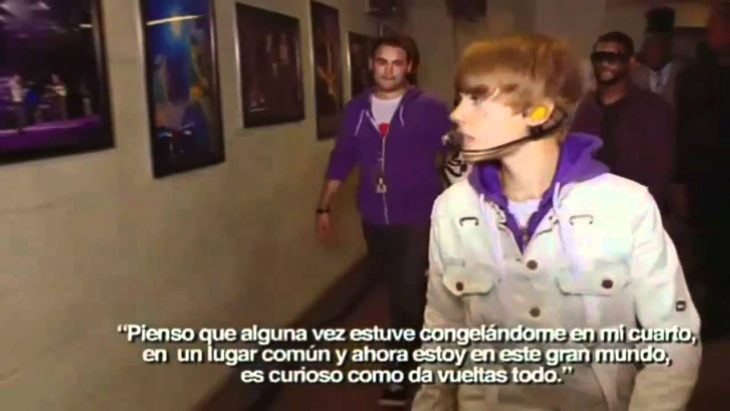 justin bieber antes de entrar a concierto película 