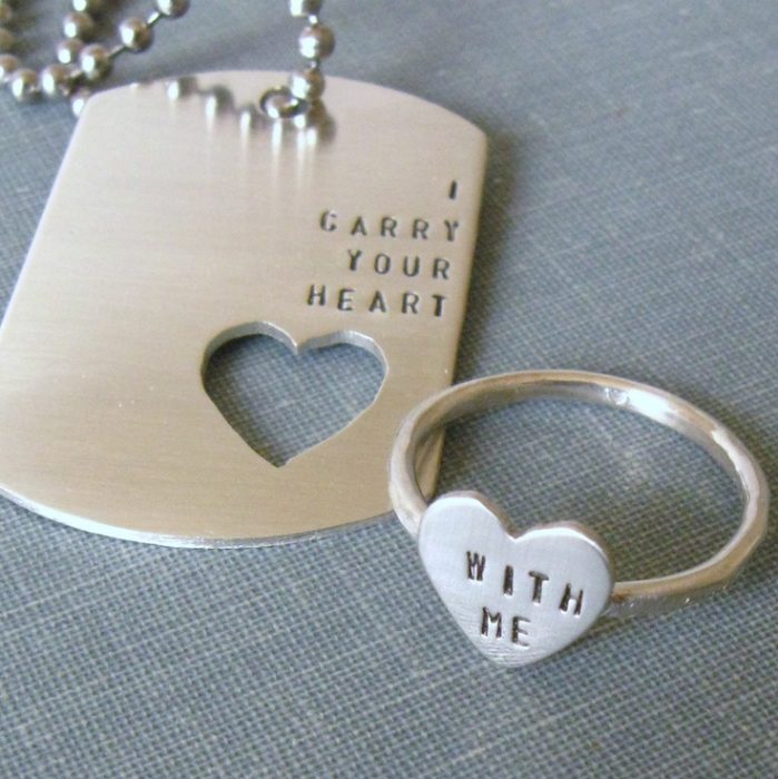 collar y anillo con frase de amor para regalo 