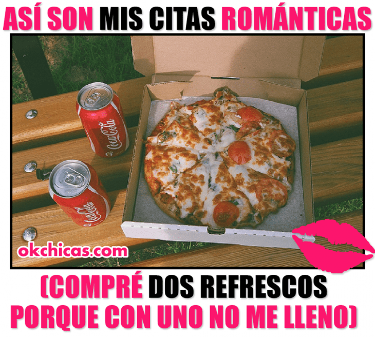 meme okchicas pizza y dos latas de refresco 