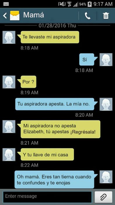 Hija le hace bromas pesadas a su madre por mensajes de texto 