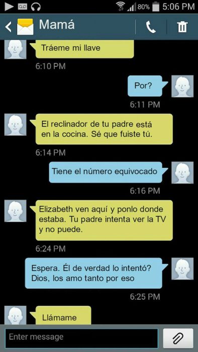 Hija le hace bromas pesadas a su madre por mensajes de texto 