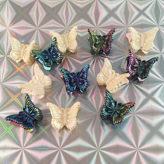 Pinzas en forma de mariposas que se usaban en los 90's 