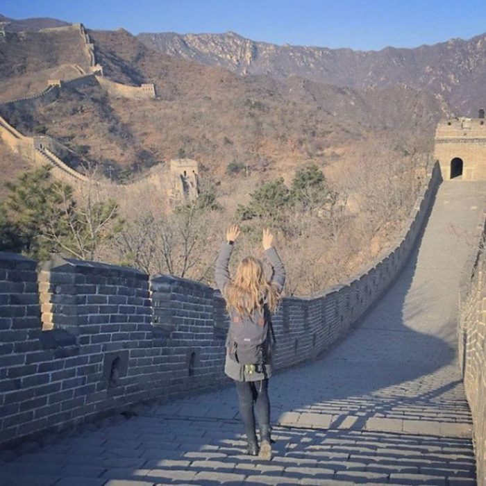 Chica recorré las 7 maravillas del mundo (1)