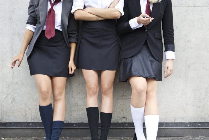 Chicas falda escolar 