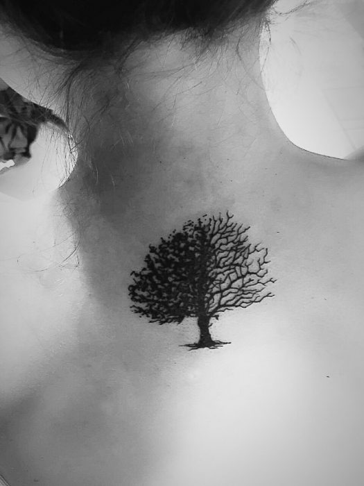 Tatuaje de árbol de la vida en la espalda 