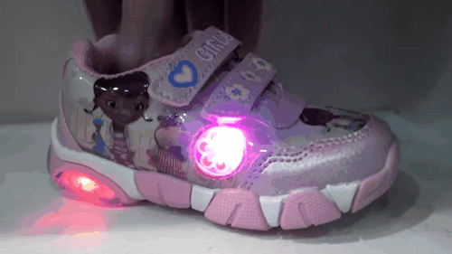 GIF zapatos con luces 