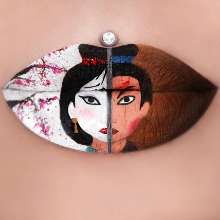 Labios grandes con pearcing pintura de geisha y guerrero mulan 