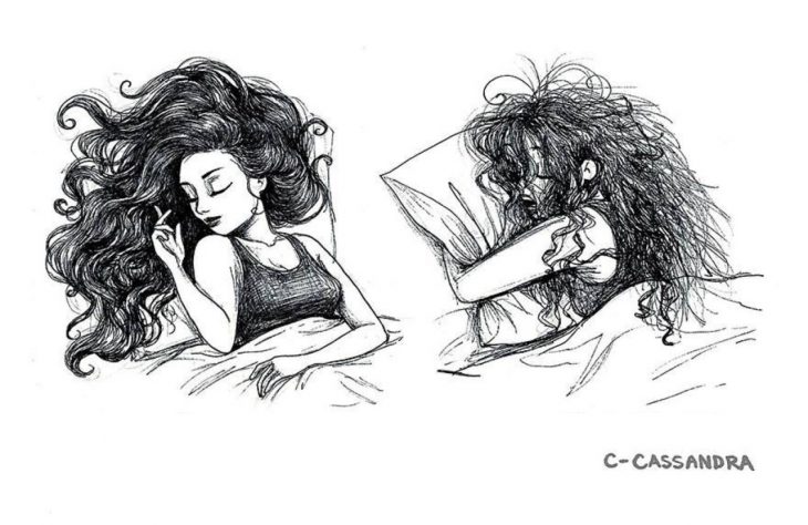 ilustración expectativa vs. realidad cabello en la noche