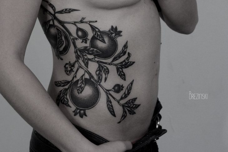 Tatuajes en puntillismo de Ilya Brezinski