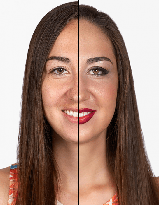 mujer de cabello castaño largo sonrie mitad de su cara maquillada