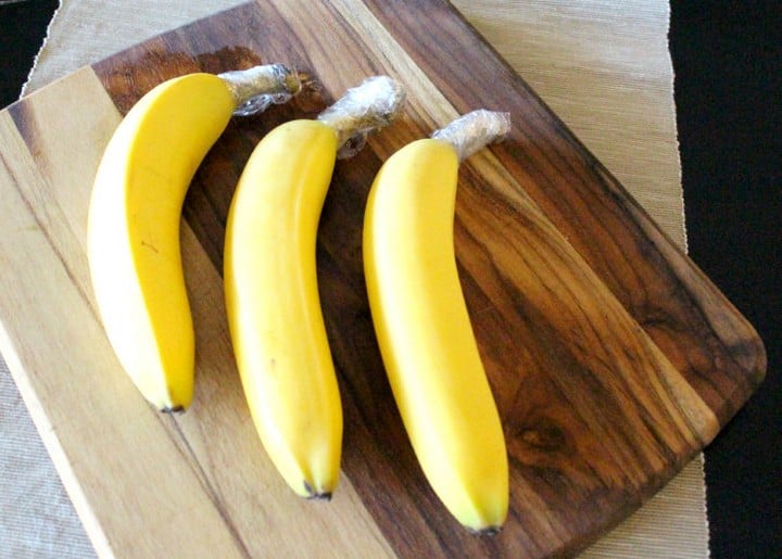 plátanos con plástico arriba
