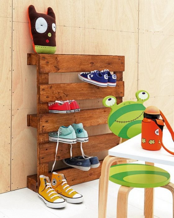 Organizador de zapatos creado con pallets 