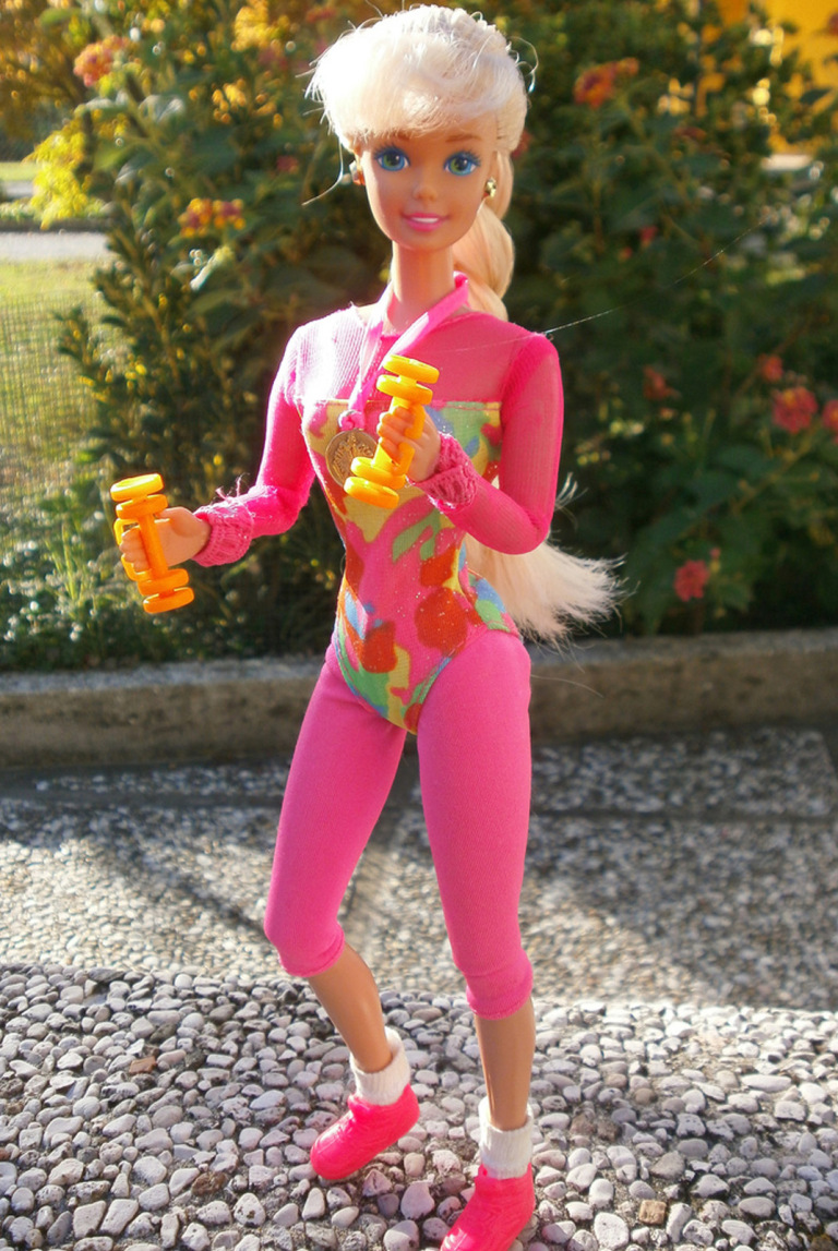 barbie gimnasta 90