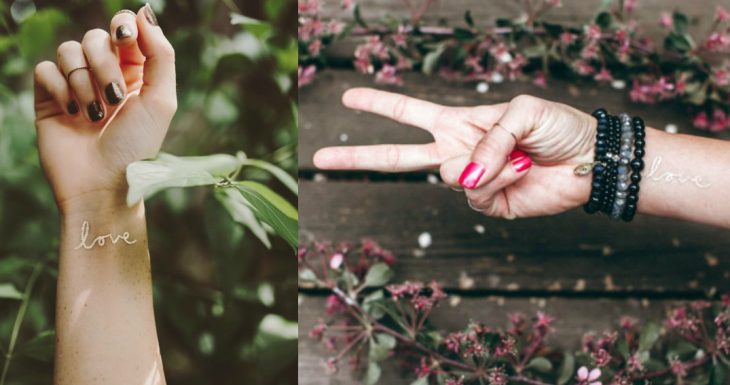 muñecas de mujer con tatuajes temporales de damas de honor 