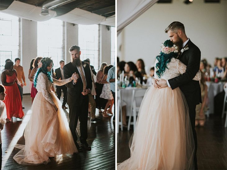 Pareja de novios el dia de su boda compartiendo su primer baile juntos 