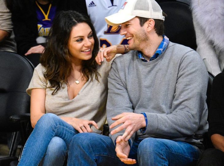 Mila Kunis y Ashton Kutcher enamorados 