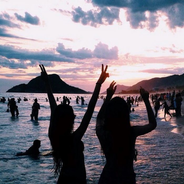 chicas en la playa