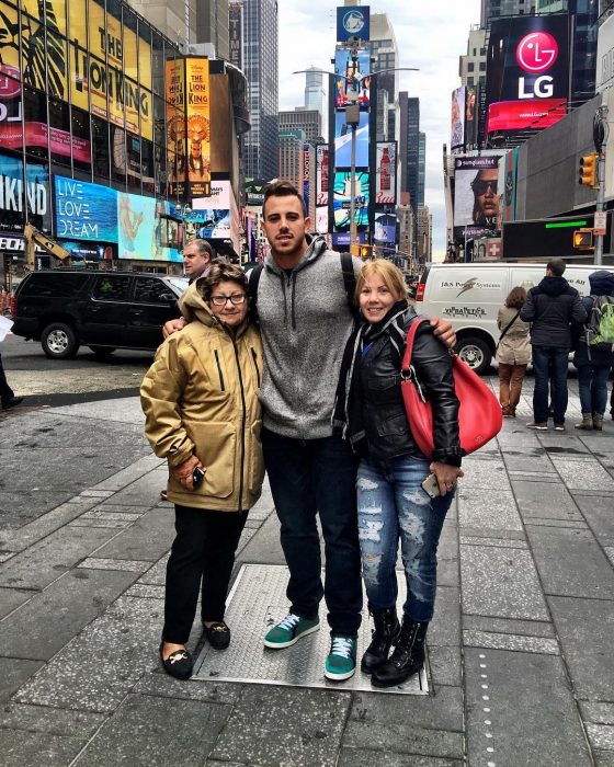 Fotografía de José con su familia. 