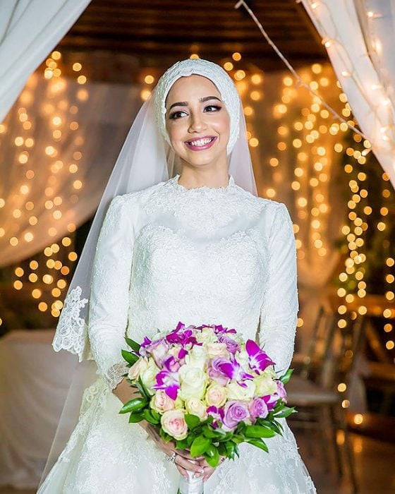 novia con hiyab