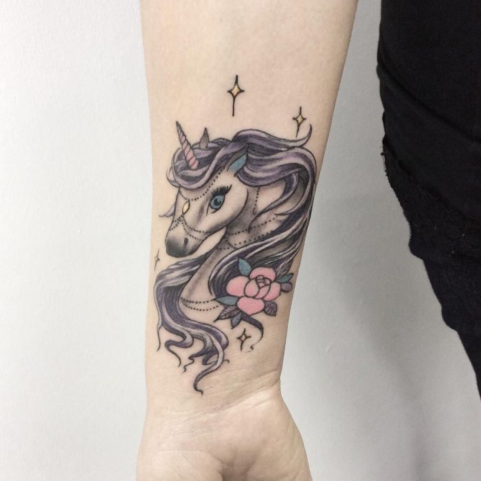 tatuaje unicornio