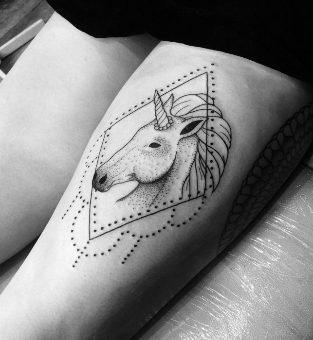 tatuaje unicornio