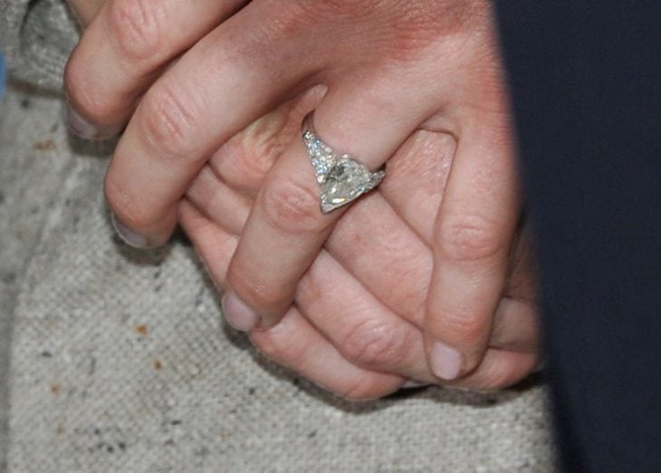 anillo de compromiso princesa Charlene de Mónaco