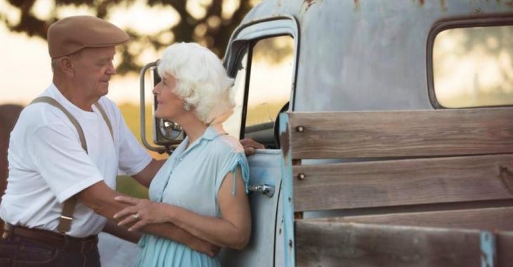 Esta adorable pareja celebró su aniversario 57 de casados con una sesión al estilo 'The Notebook'