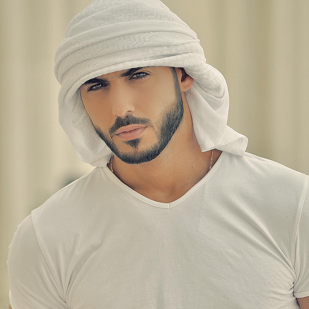 Estas son las fotos más sexys del hombre más guapo del mundo