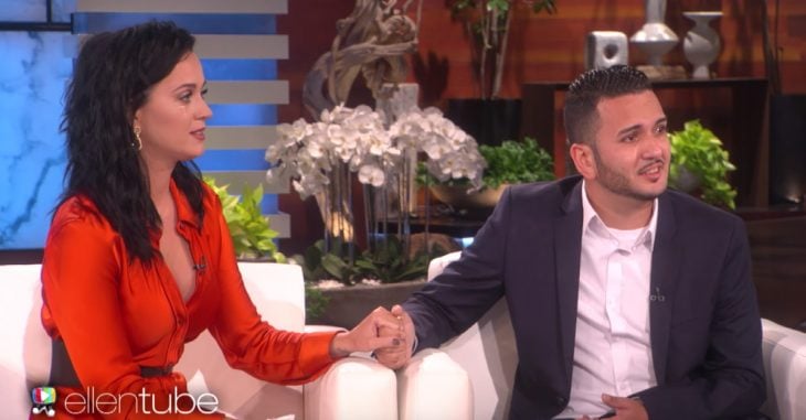 Katy Perry le da una emotiva sorpresa a un sobreviviente del tiroteo en bar gay de Orlando Florida en el programa Ellen DeGeneres