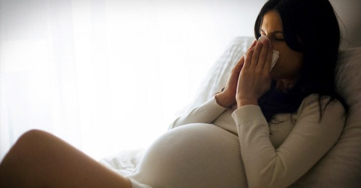 La tristeza de madre durante el embarazo puede afectar moldear la personalidad del bebé